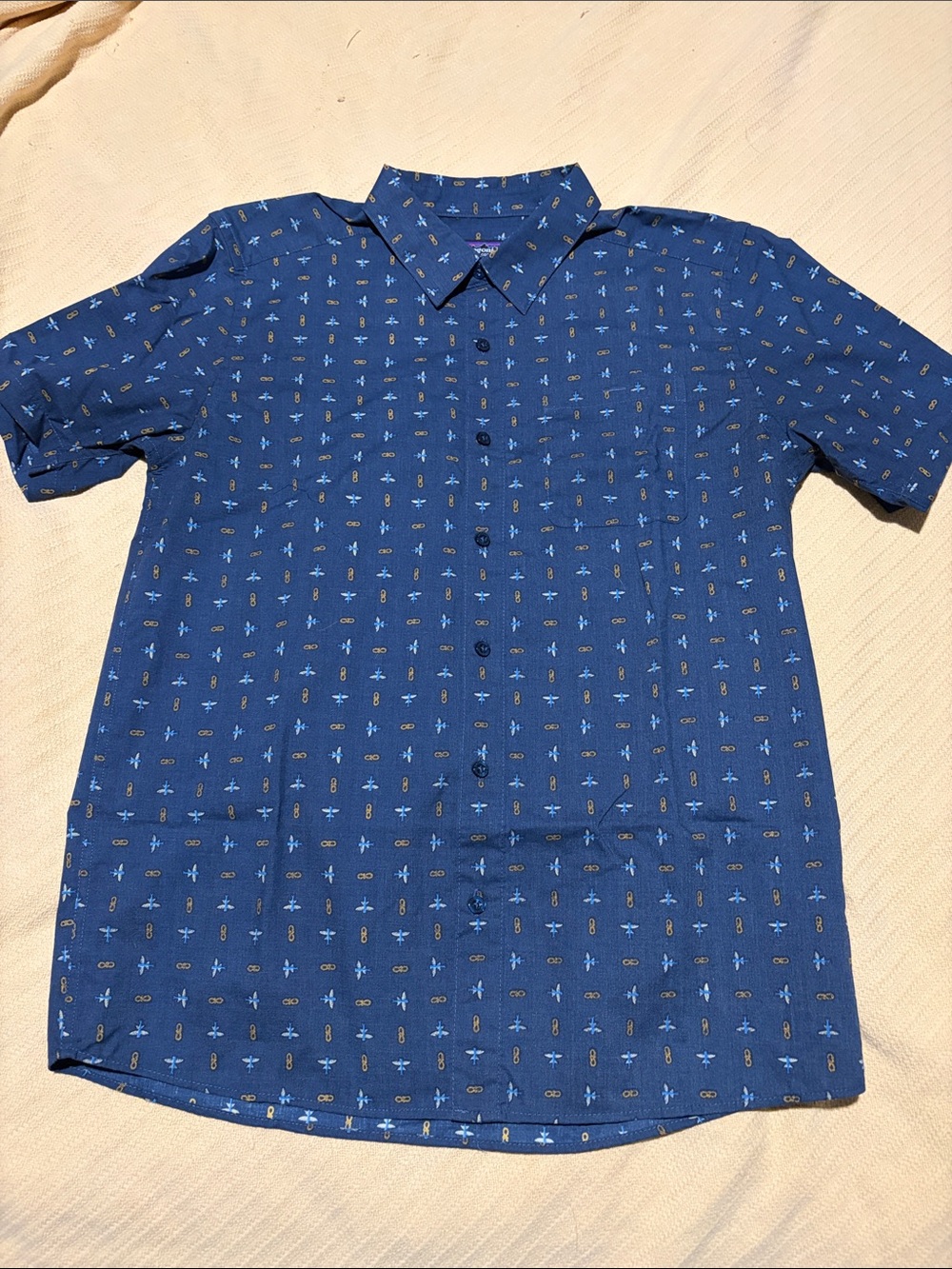 Patagonia Blue Short-Sleeve Button-Down with Micro Pattern NWOT